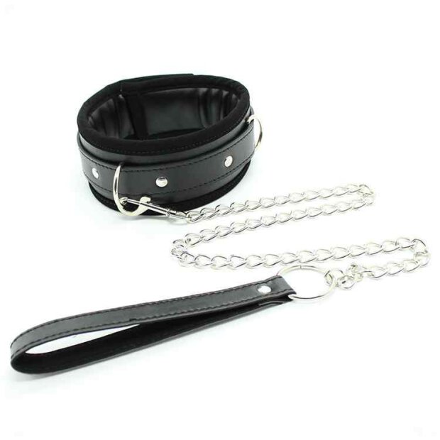 Padded Collar with Leash Black