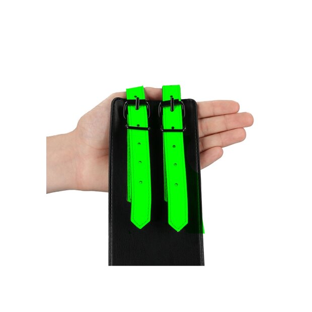 Thigh Cuffs with Belt and Handcuffs Glow in the Dark S/M