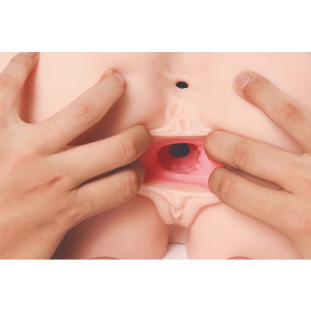 Maga Kore Minamis Bombing Hole