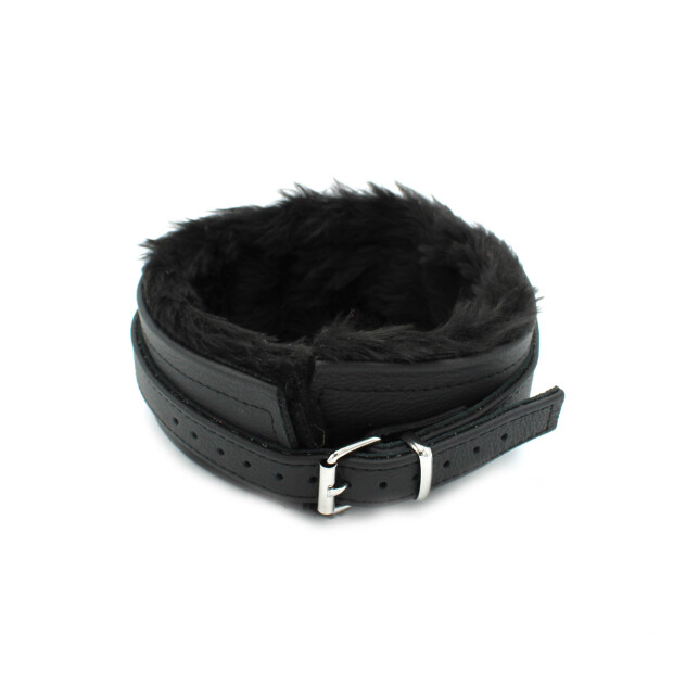 Fluffy Inside Black Leather Collar