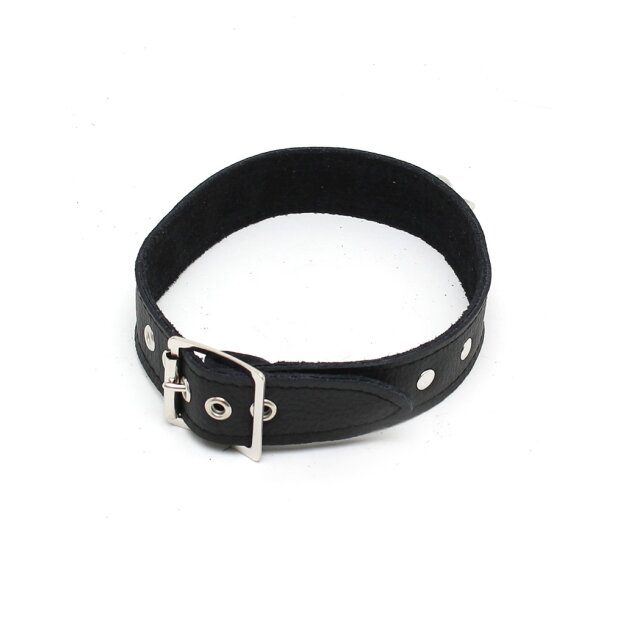 Rimba Simple Collar Decorated with Studs Black M-L