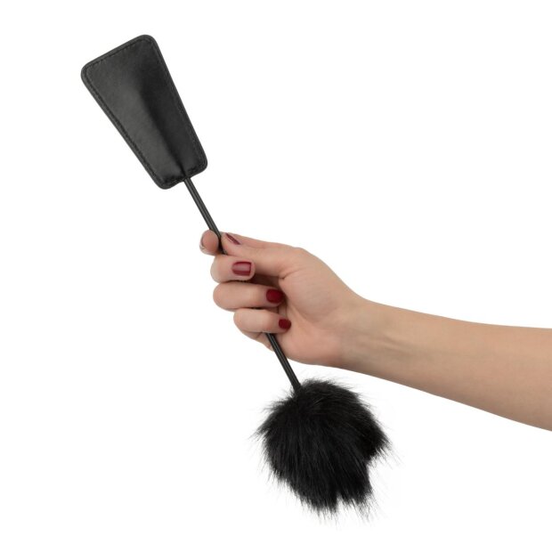 Easy Toys Fluffy Tickler and Whip in 1 Black