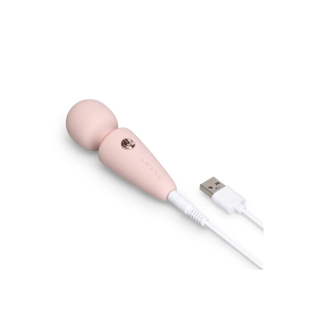 Le Wand Rechargeable Pocket Massager Pink