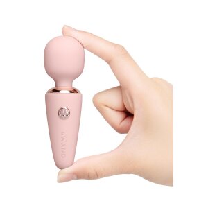 Le Wand Rechargeable Pocket Massager Pink